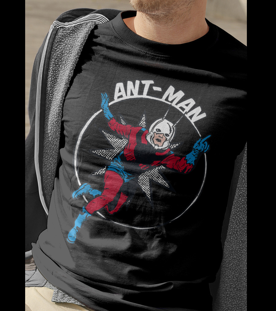 Marvel Ant-Man Classic Avengers Vintage Style Badge T-Shirt