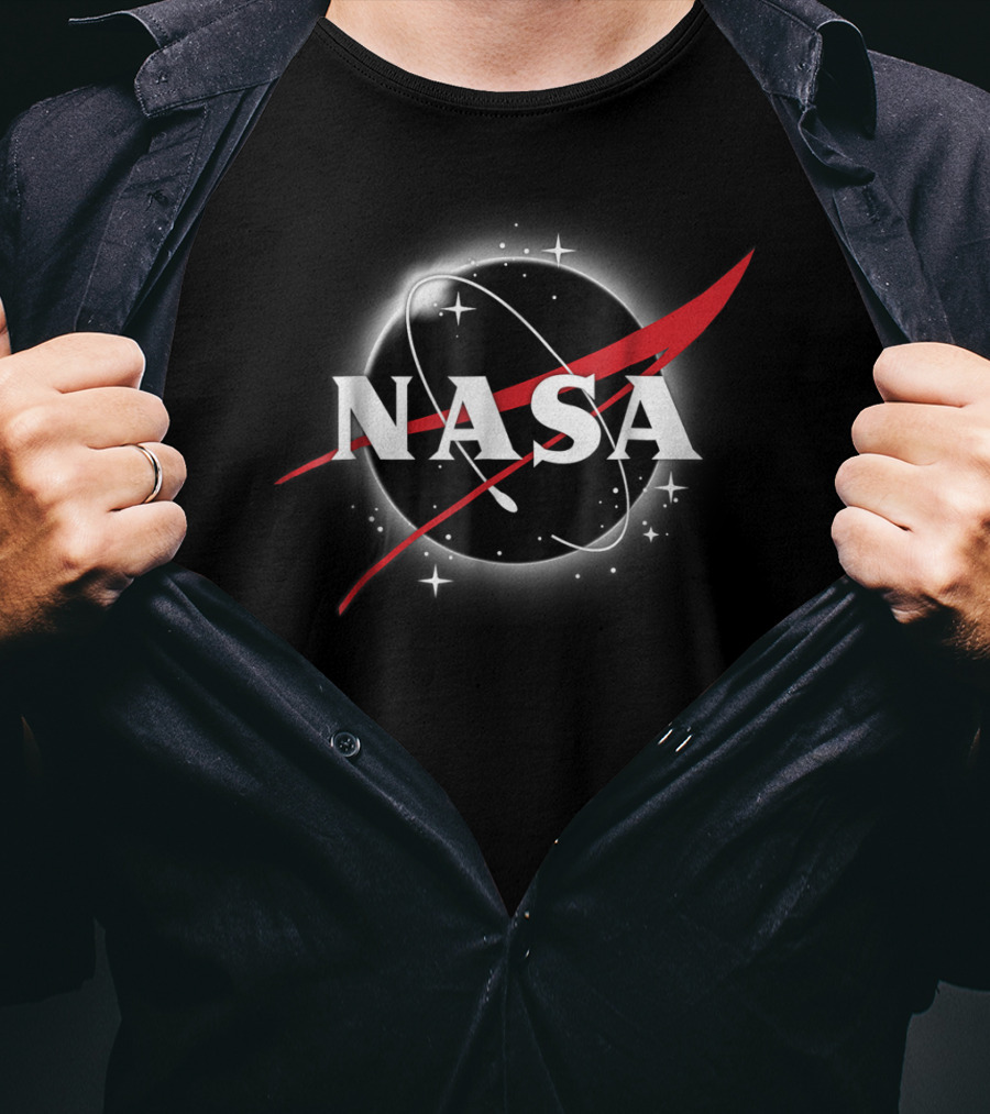 NASA Total Solar Eclipse Classic Logo Design Sphere T-Shirt