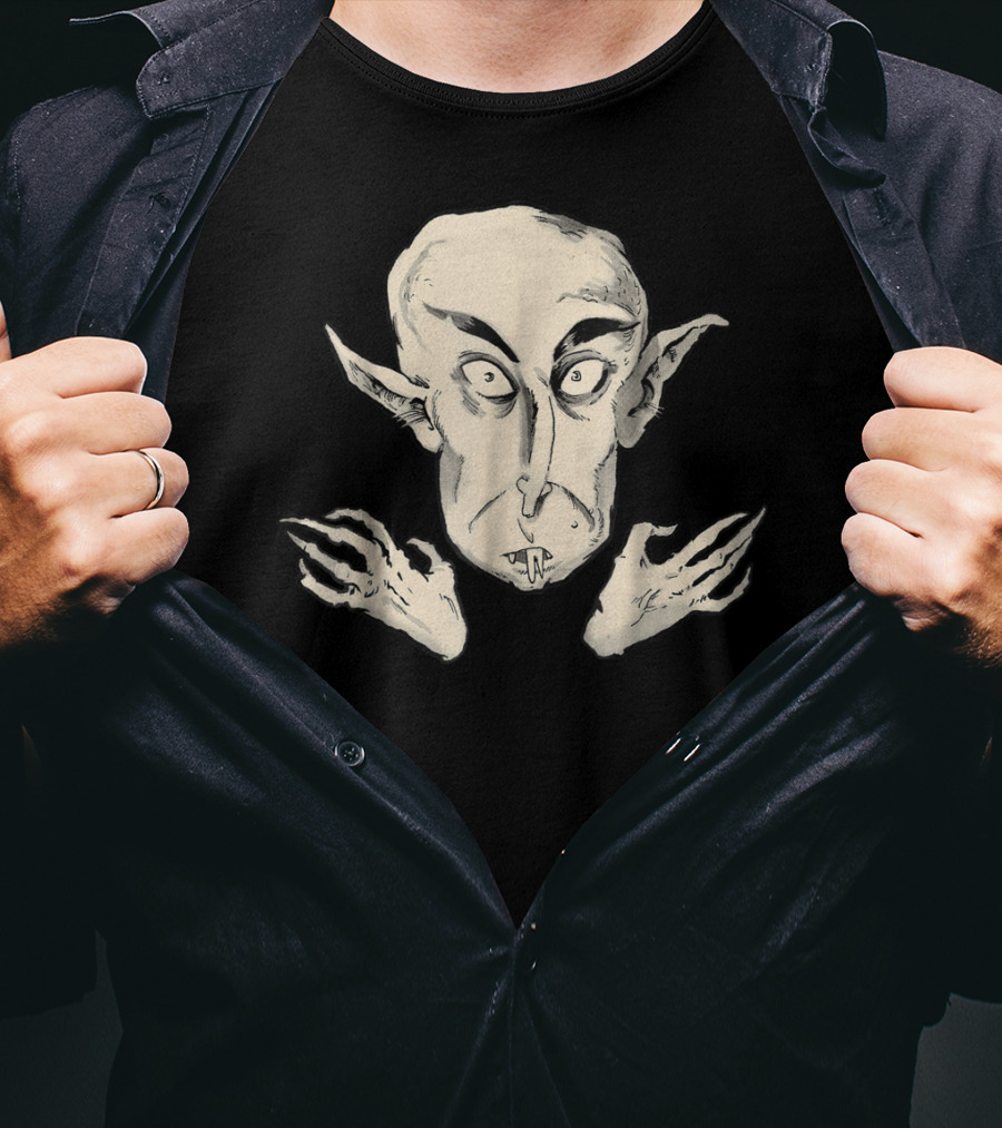 Nosferatu The Vampyre Creepy Classic Vampire Illustration Face And Claws T-Shirt