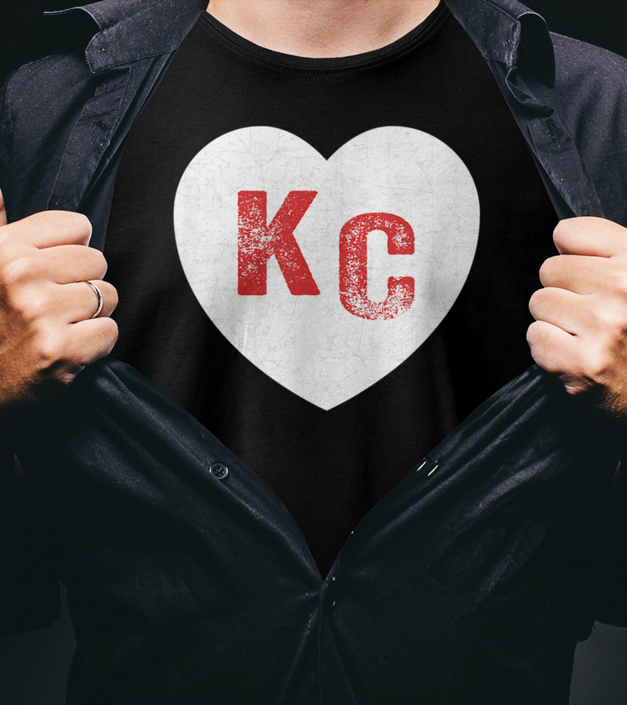 Vintage Red KC Heart Kansas City Love T-Shirt