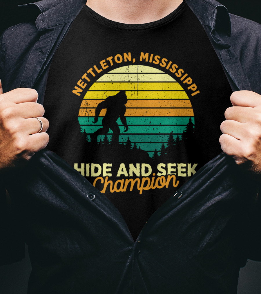 Nettleton Mississippi Bigfoot Hide And Seek Champion Retro T-Shirt