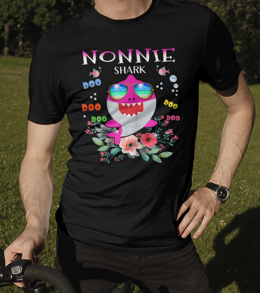 Nonnie Shark Sunglasses Floral Doo Doo Doo Bubbles Fish T-Shirt