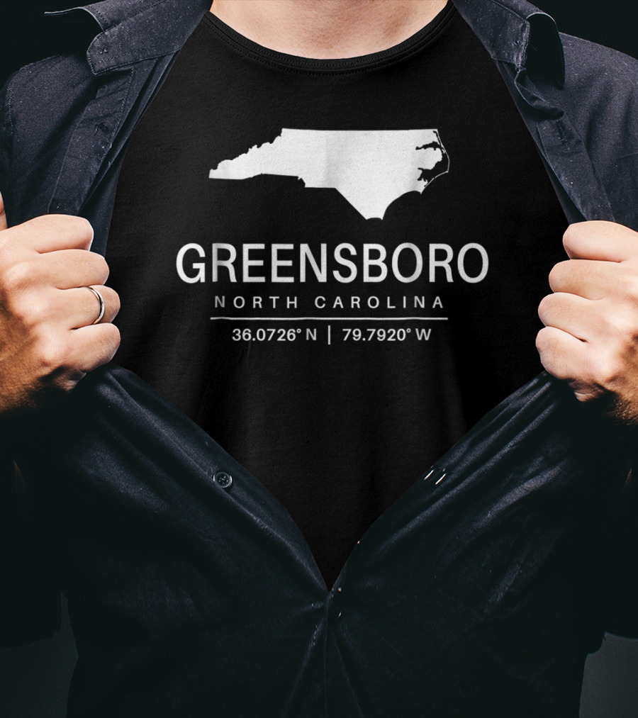 Greensboro North Carolina 36.0726°N 79.7920°W Classic NC Map T-Shirt