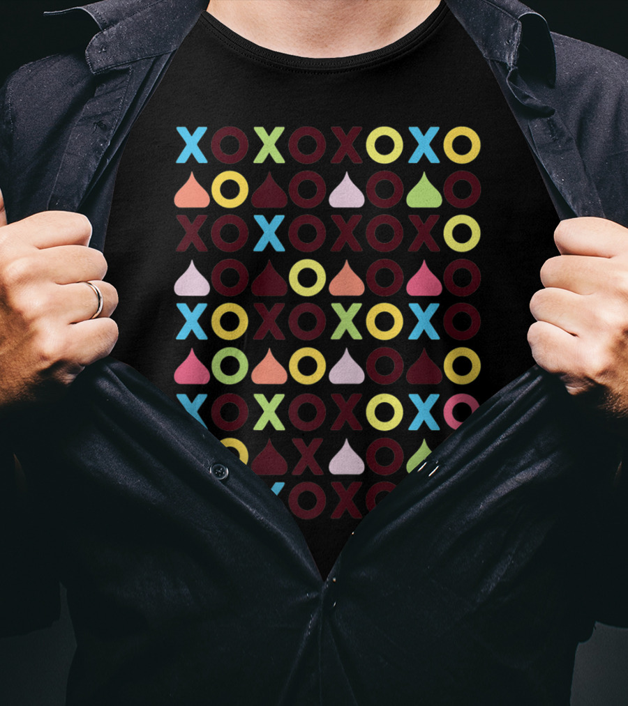Hershey's Kisses Classic Look XOXO T-Shirt
