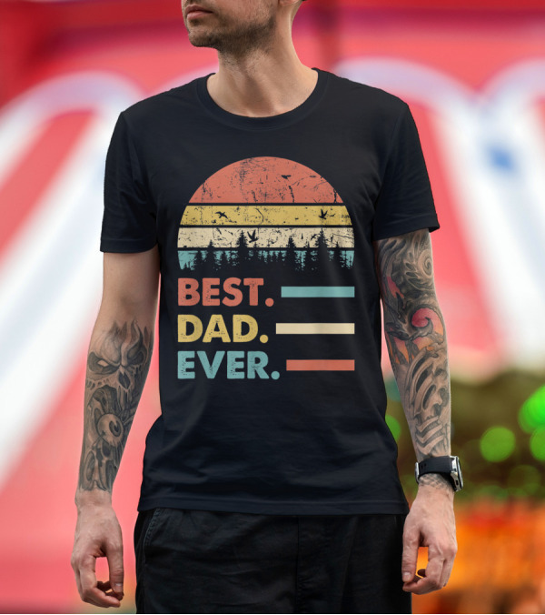 Premium T-Shirt: Best Dad Ever Vintage Stripes Forest Silhouette Papa Daddy T-Shirt Best Dad Ever Vintage Stripes Forest Silhouette Papa Daddy T-Shirt