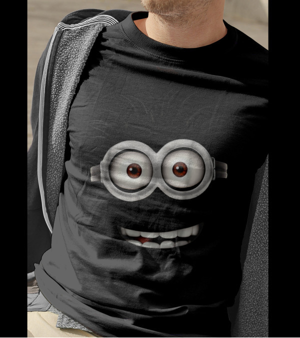 Despicable Me Minions Bob Grinning Face With Goggles And Hair Strands T-Shirt