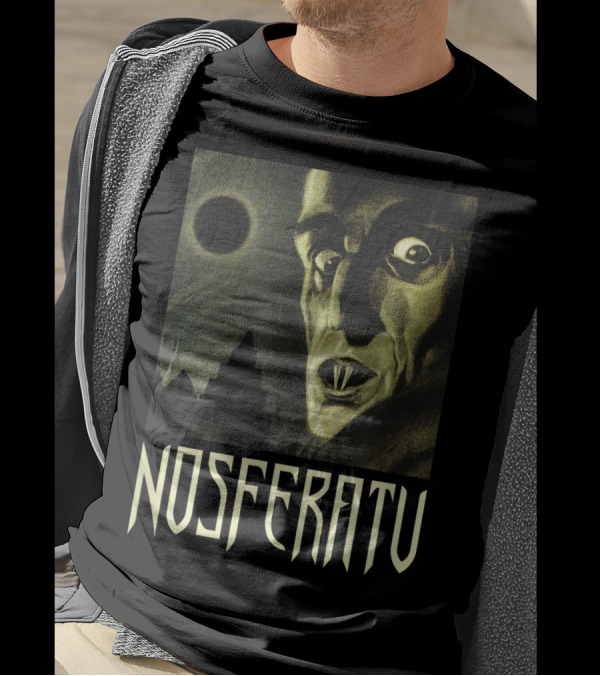 Nosferatu Vampire Classic Horror Flick Dracula Vintage Gothic T-Shirt
