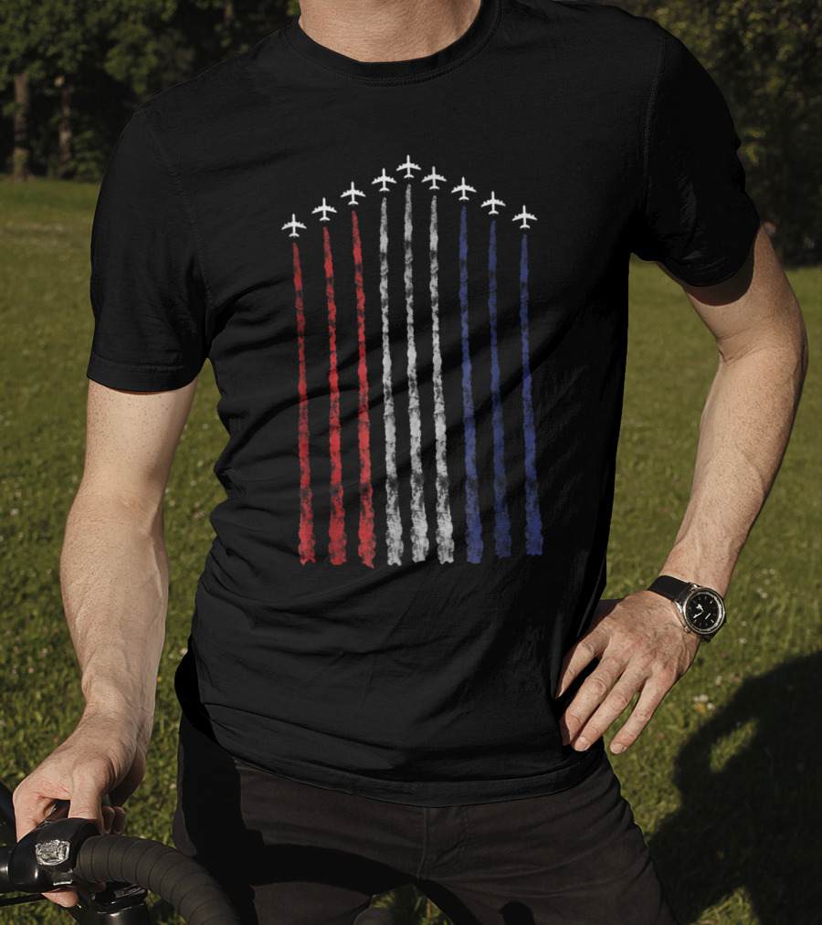 American Flag Fighter Jets Contrails USA Red White Blue T-Shirt