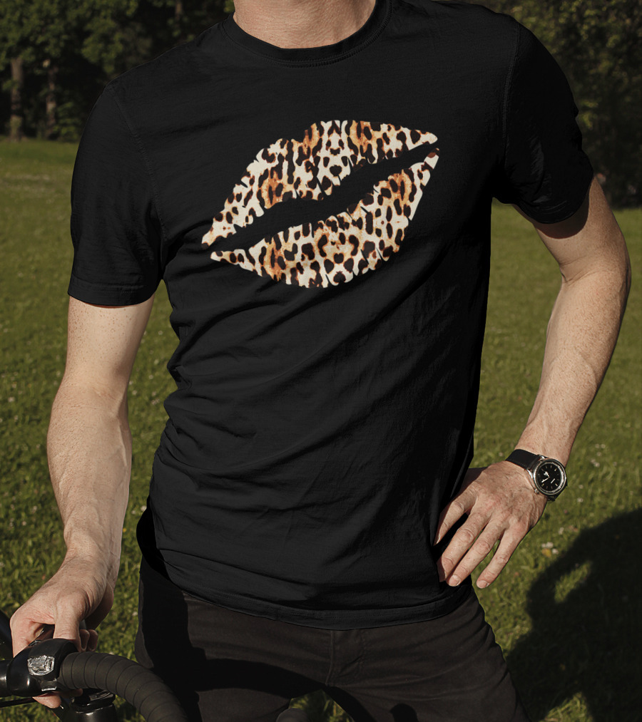 Cool Leopard Cheetah Lips Kiss Me T-Shirt