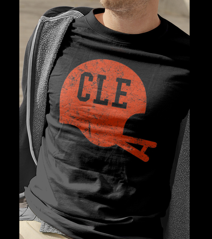 Cleveland Ohio Football CLE Vintage Helmet T-Shirt