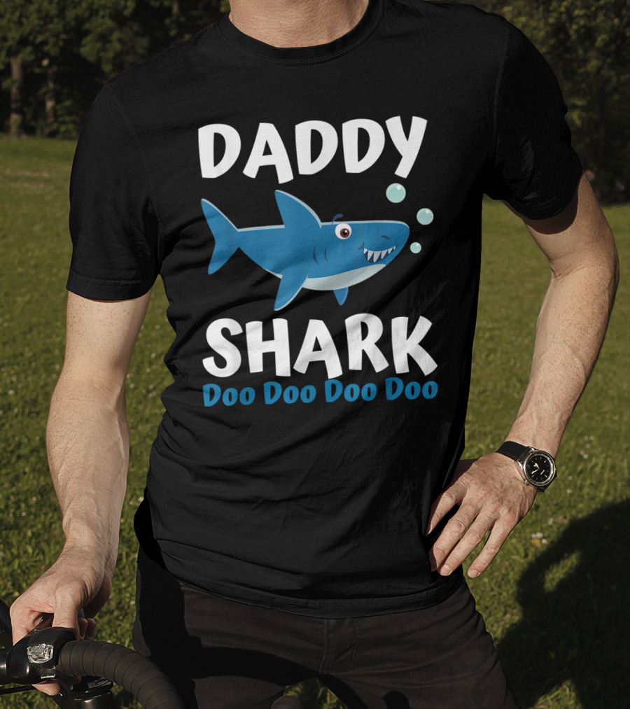 Daddy Shark Doo Doo Doo Doo Father's Day From Wife Son Daughter T-Shirt