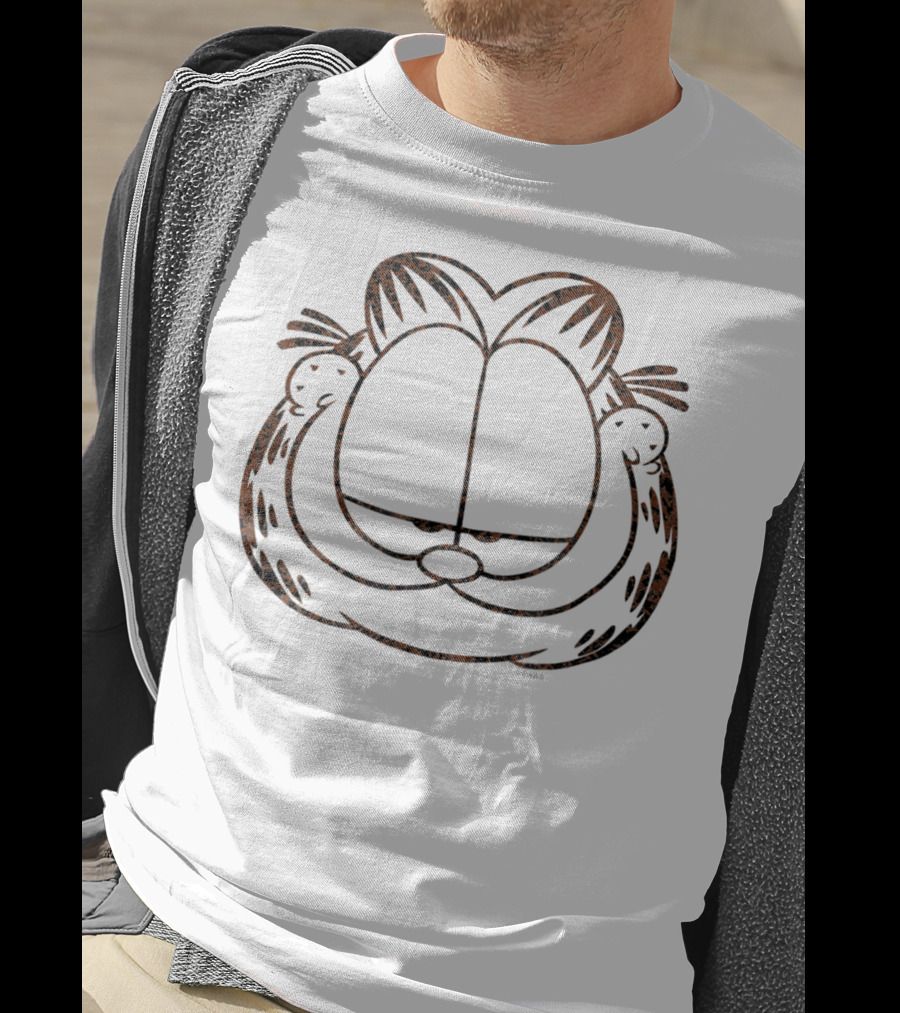 Garfield Smirking Distressed Face Outline T-Shirt