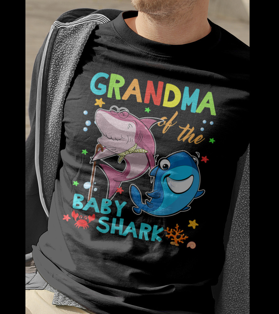Grandma Of The Baby Shark With Colorful Cartoon Sharks And Sea Creatures T-Shirt