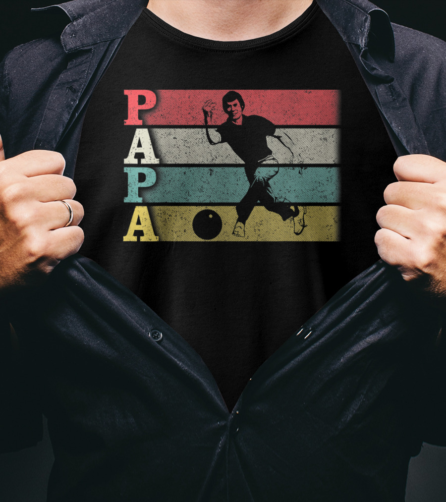 Papa Vintage Bowling Funny DadFather's T-Shirt
