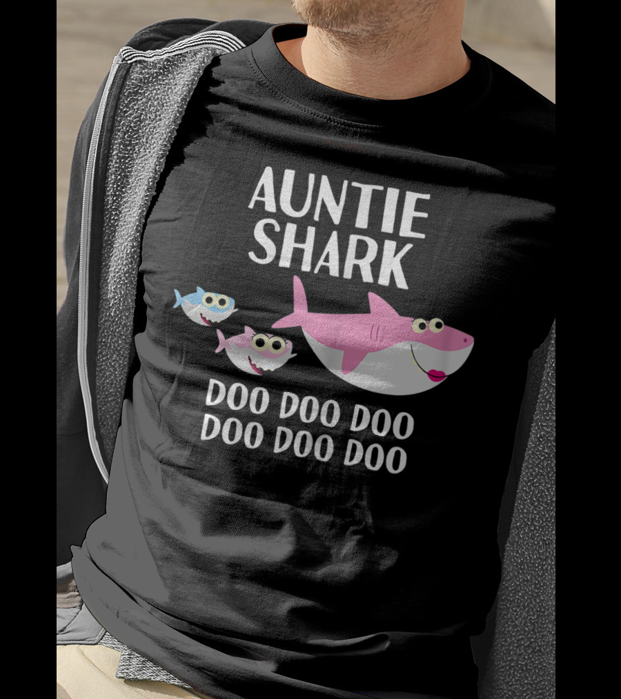 Auntie Shark Doo Doo Mother's Day Catchy Family Fun T-Shirt