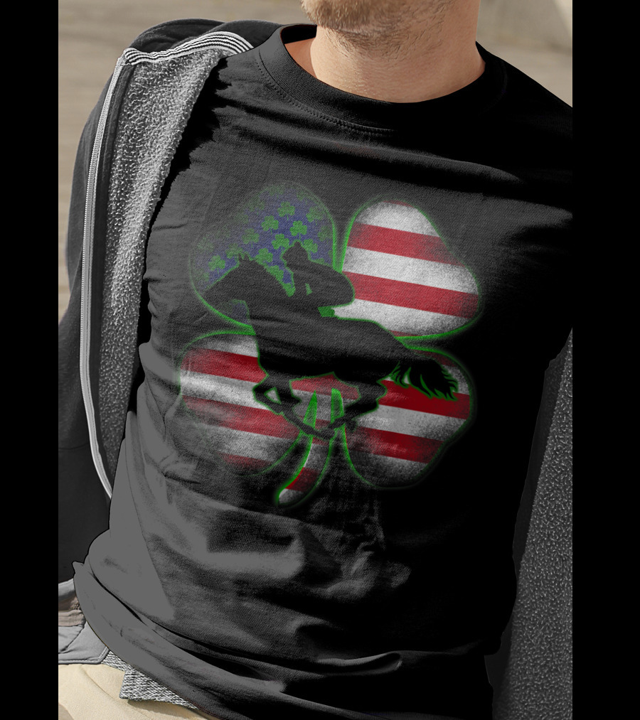 Distressed Horse Racing Shamrocks American Flag St 8W T-Shirt