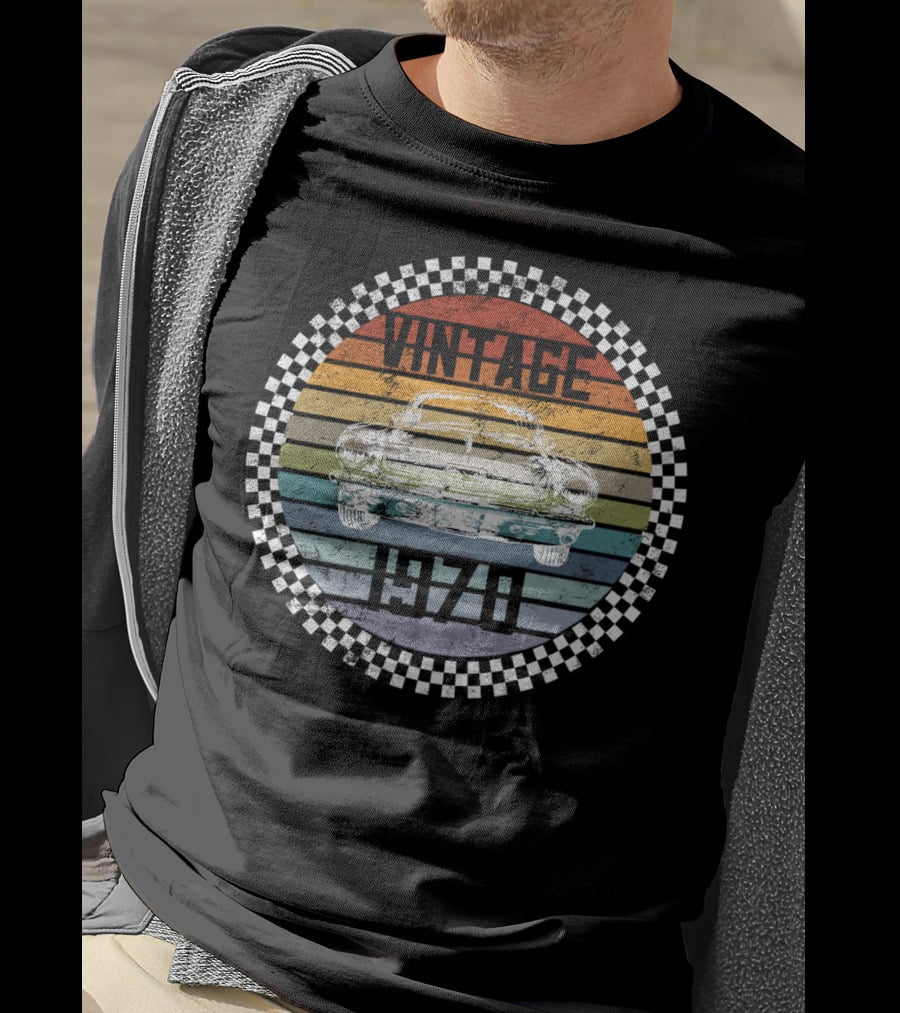 Vintage 1973 50 Year Old Birthday Classic Car Retro Rainbow Stripes T-Shirt