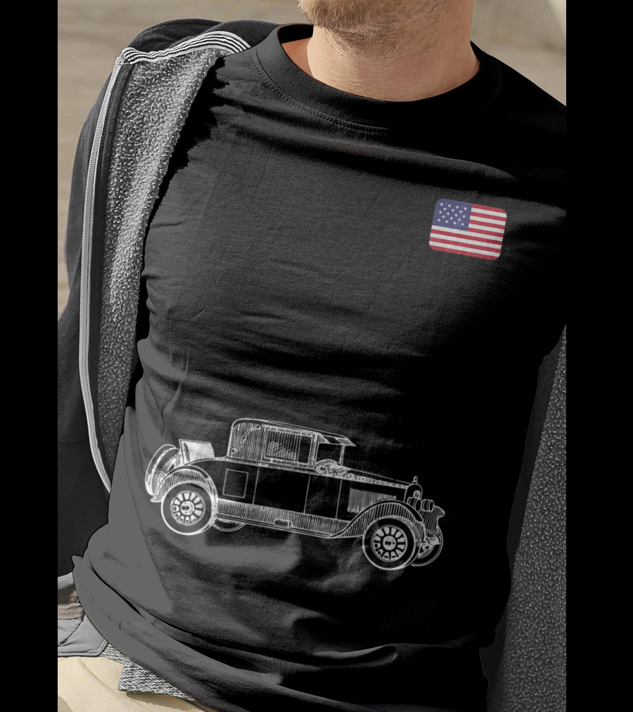 Classic Car USA American Flag Racing Patriotic Vintage Automobile T-Shirt