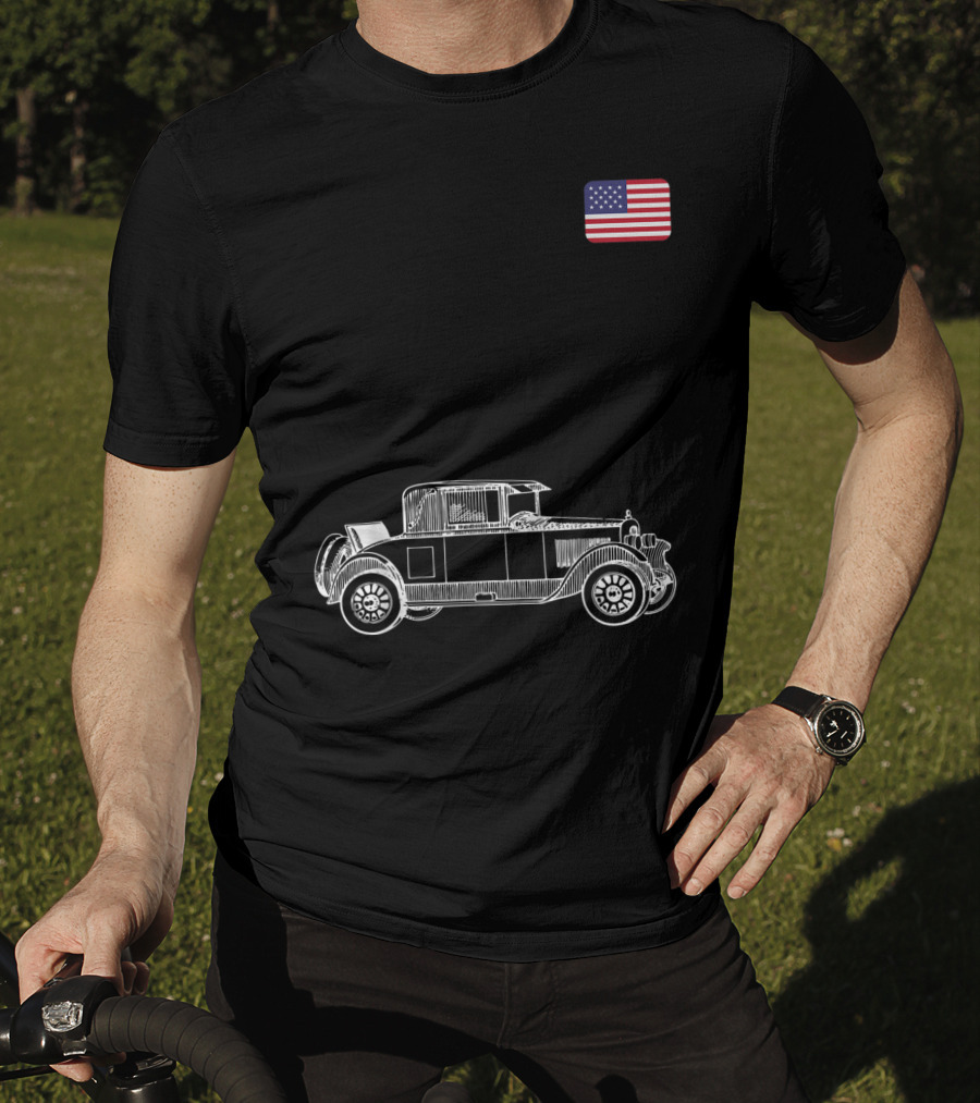 Classic Car USA American Flag Racing Patriotic Vintage Automobile T-Shirt