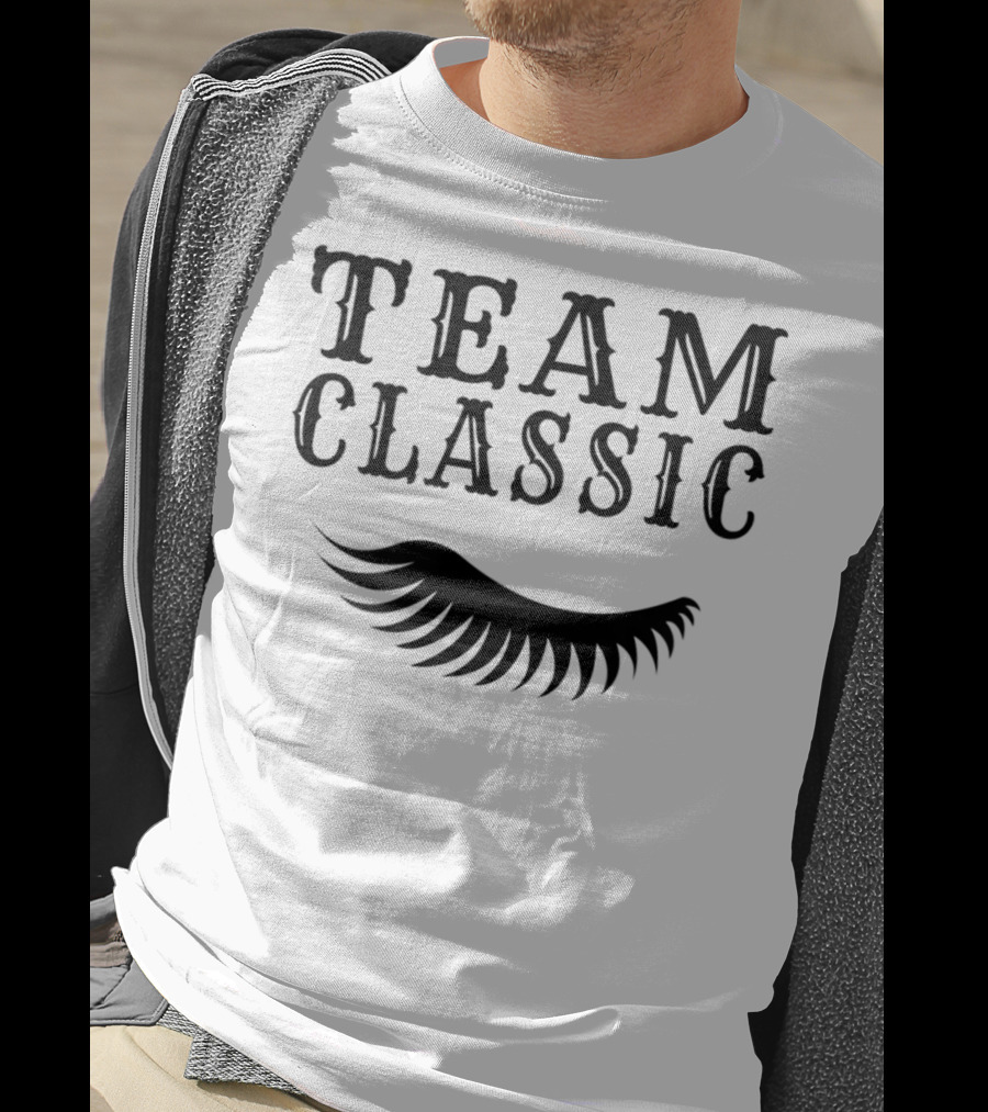 Team Classic Lash Extension Classic Lashes Tech T-Shirt