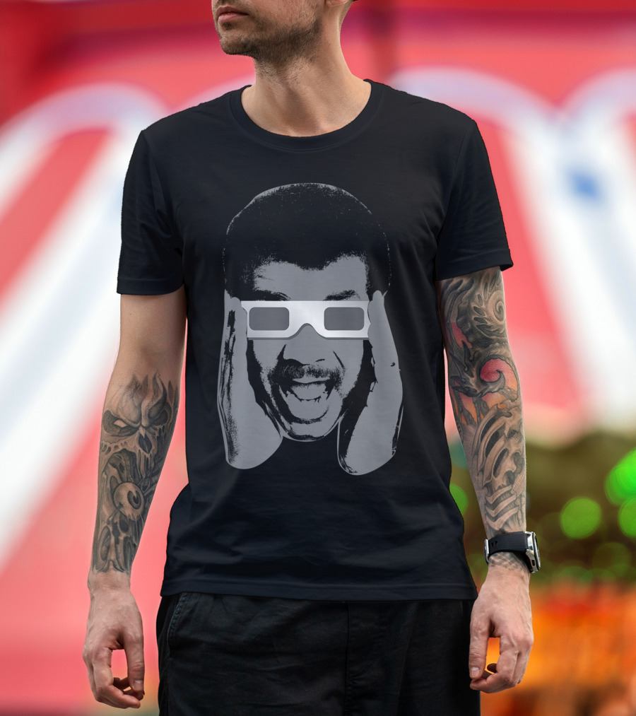 Neil Degrasse Tyson Eclipse Glasses Enthusiast Iconic Expression T-Shirt