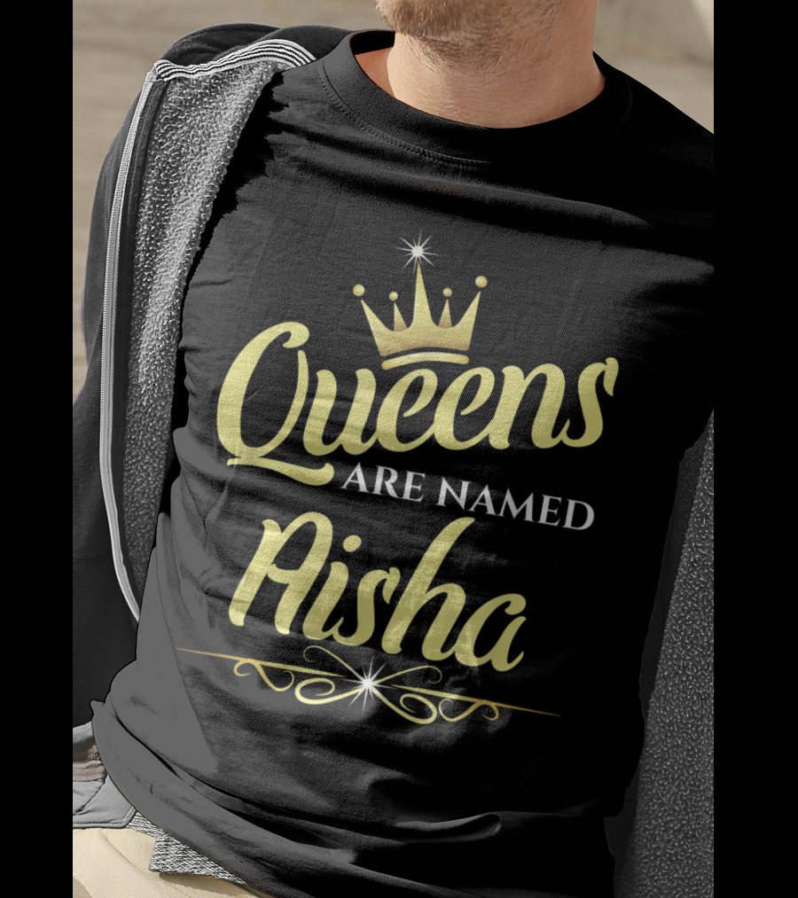 Queens Are Named Aisha Bold Crown Motif T-Shirt