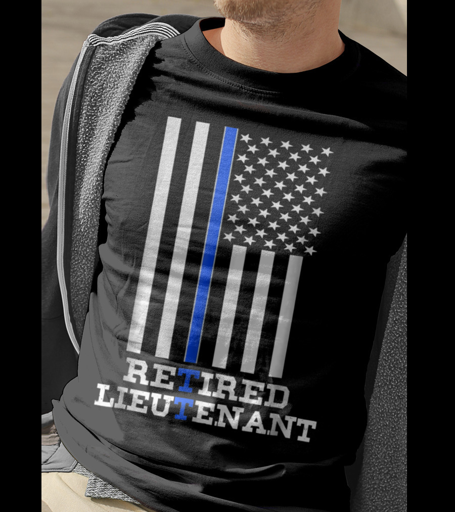 Retired Lieutenant Thin Blue Line American Flag T-Shirt