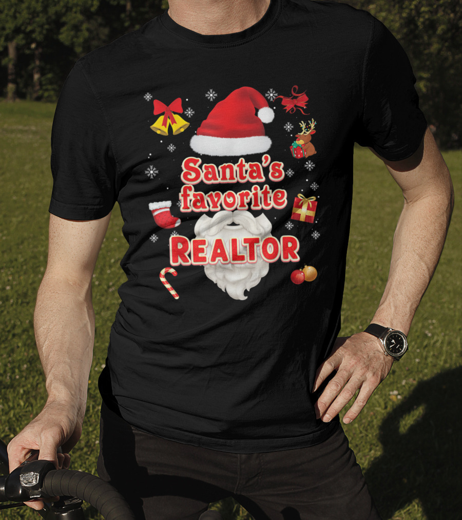Santa's Favorite Realtor Christmas Cute Santa Hat Bells Reindeer Gift Snowflakes T-Shirt