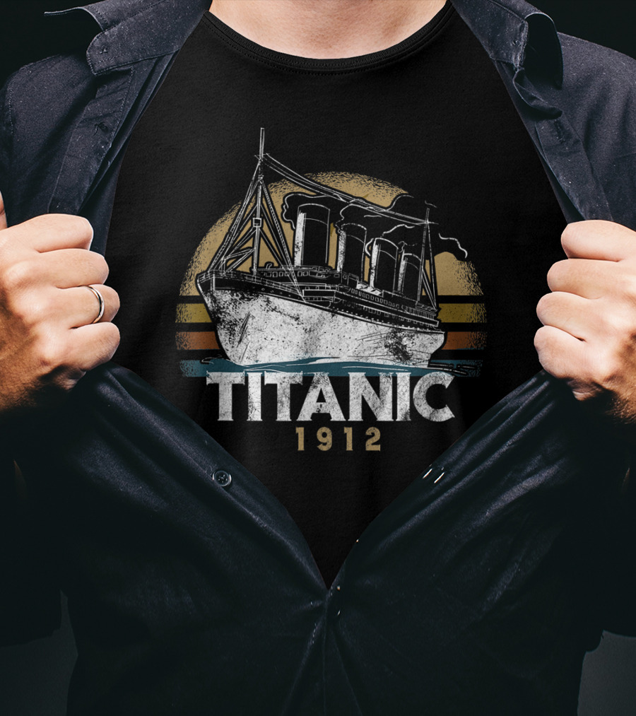 Titanic 1912 Vintage Ocean Liner Retro T-Shirt