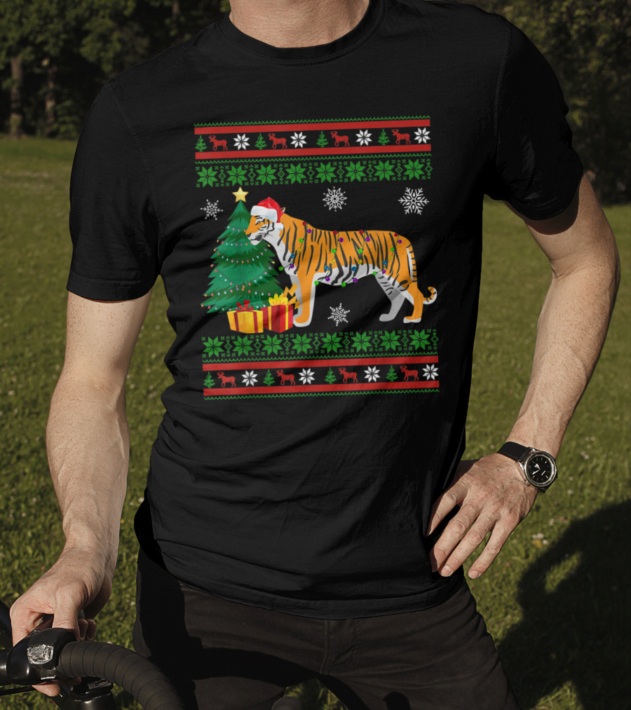 Tiger With Santa Hat And Christmas Tree Holiday Pattern Snowflakes And Reindeer T-Shirt