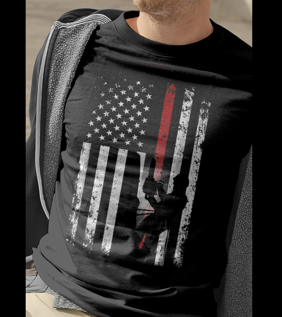 Patriotic Arborist Distressed American Flag With Climber And Chainsaw T-Shirt