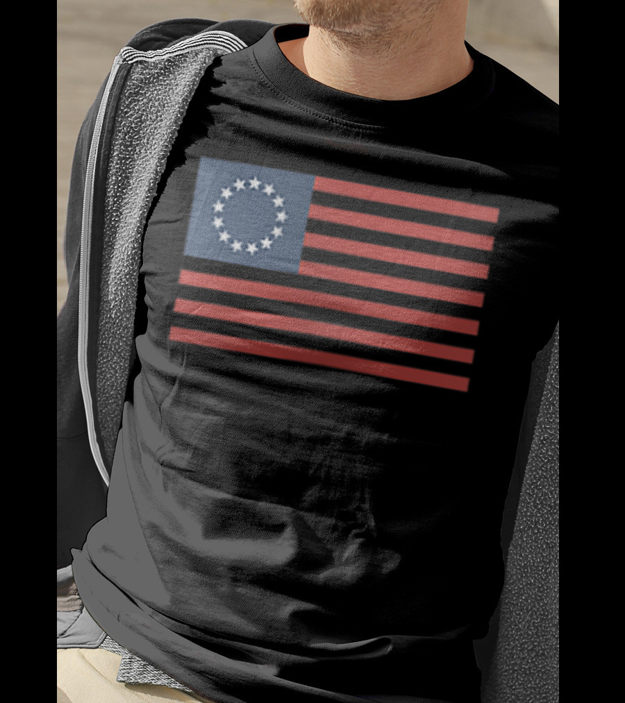 Betsy Ross American Revolution Faded Thirteen Stars Flag T-Shirt