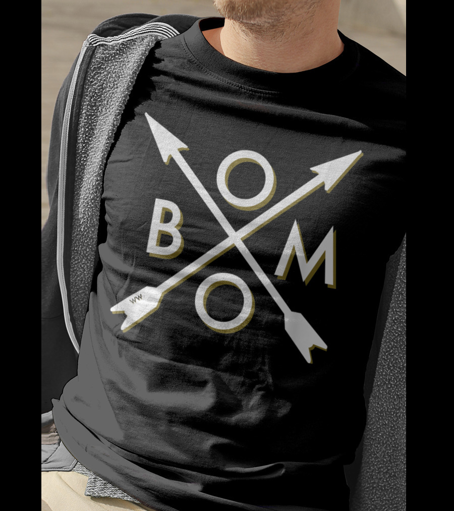 Boom Arrows X Crossed VVW Letters T-Shirt