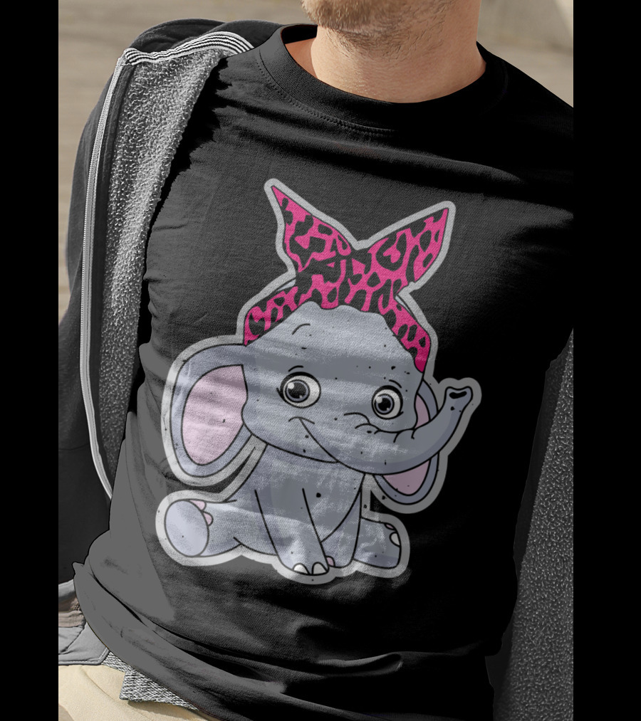 Elephants Cute Cartoon With Pink Leopard Bow T-Shirt