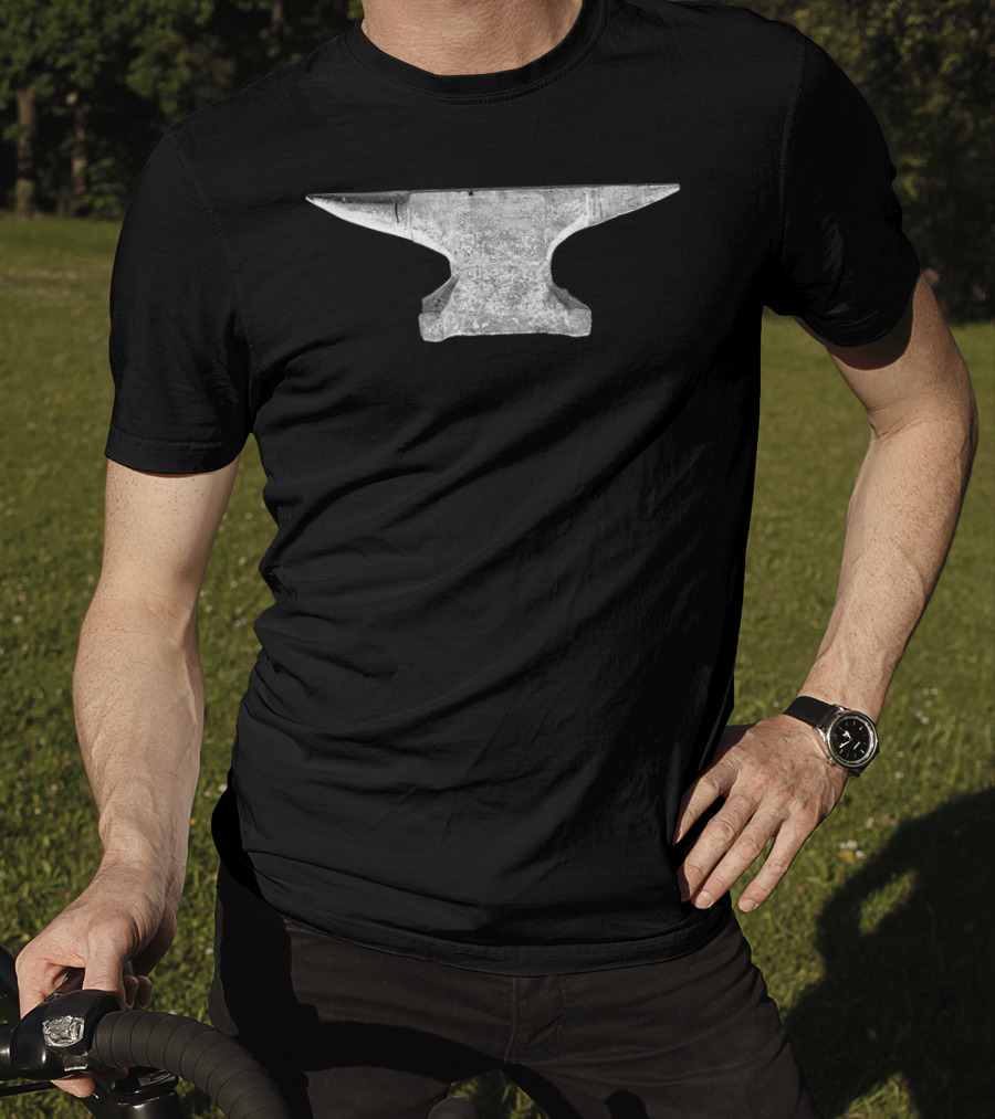 Blacksmith Anvil Bladesmith Welder Mac T-Shirt