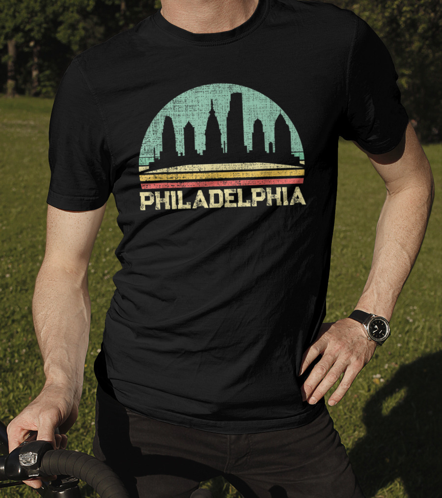 Classic Vintage Philadelphia City Skyline Pennsylvan T-Shirt