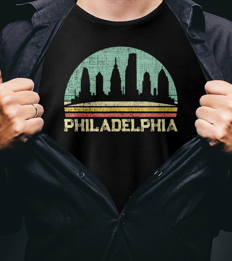 Classic Vintage Philadelphia City Skyline Pennsylvan T-Shirt