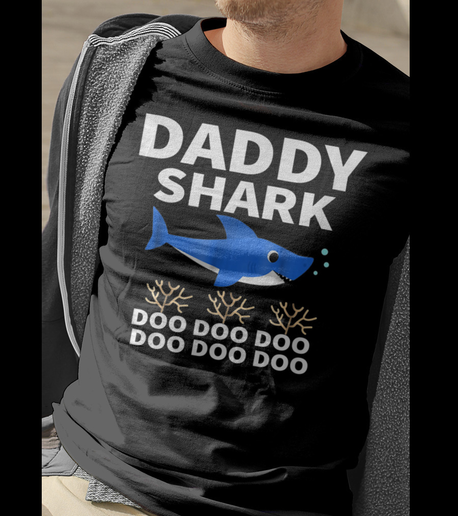 Daddy Shark Doo Doo Father's Day From Wife Son T-Shirt