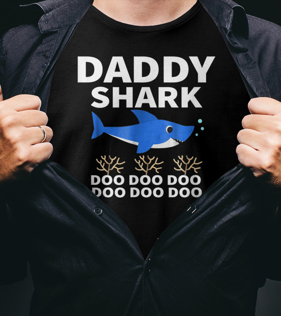 Daddy Shark Doo Doo Father's Day From Wife Son T-Shirt