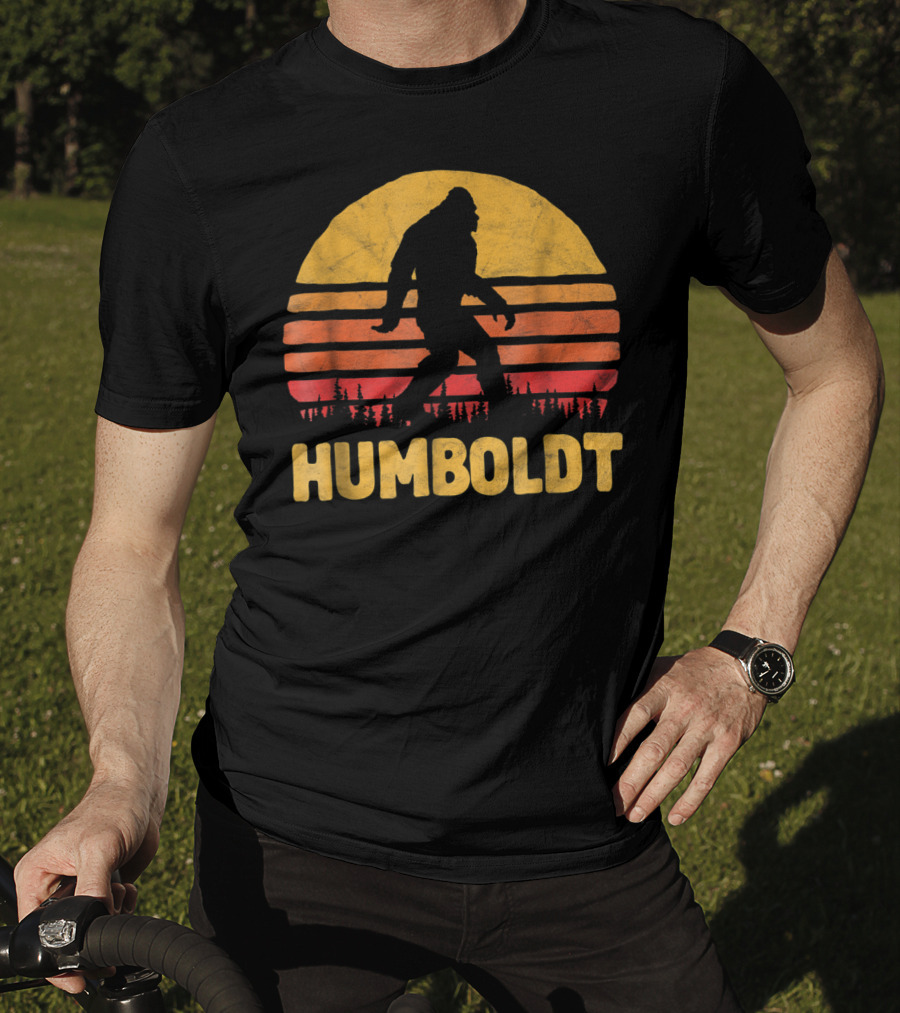 Humboldt Bigfoot Vintage Sasquatch Sunset T-Shirt