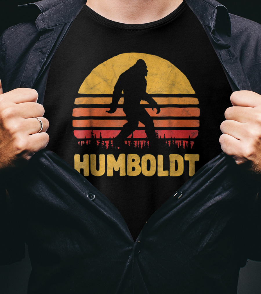 Humboldt Bigfoot Vintage Sasquatch Sunset T-Shirt