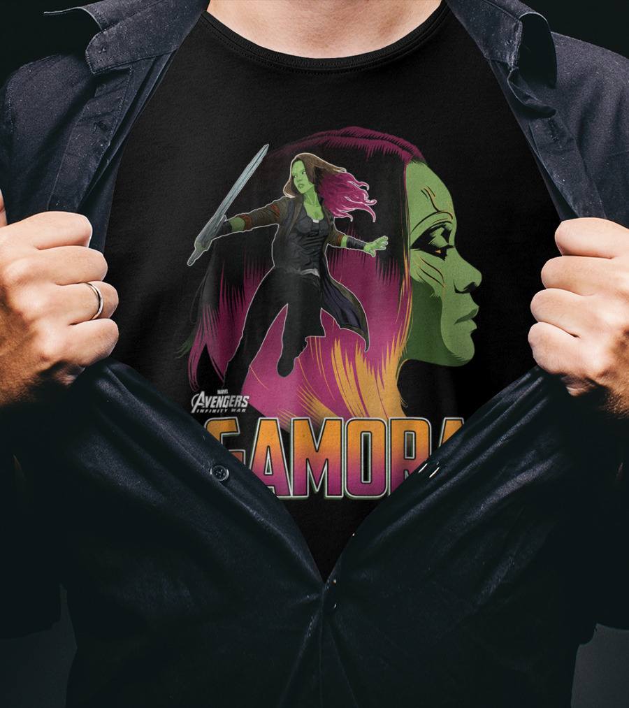 Avengers Infinity War Gamora Profile And Action Pose T-Shirt
