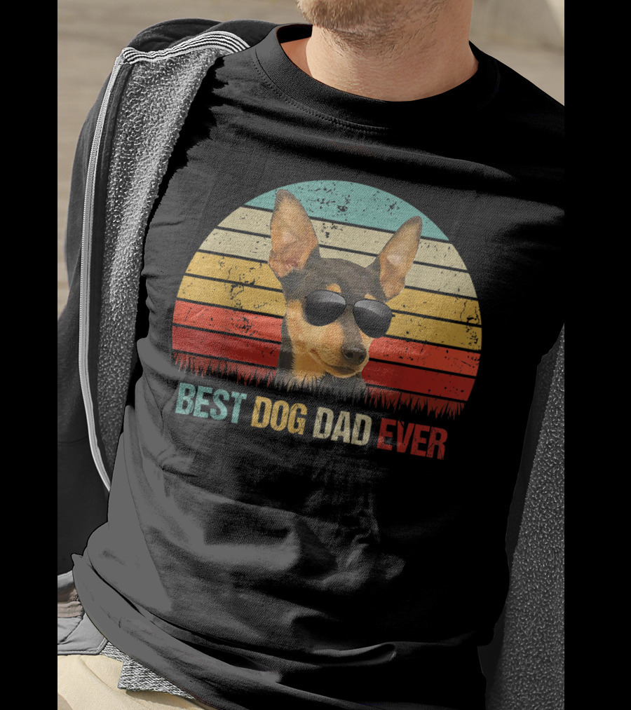 Best Dog Dad Ever Chihuahua Retro Style Sunglasses Vintage Stripes T-Shirt