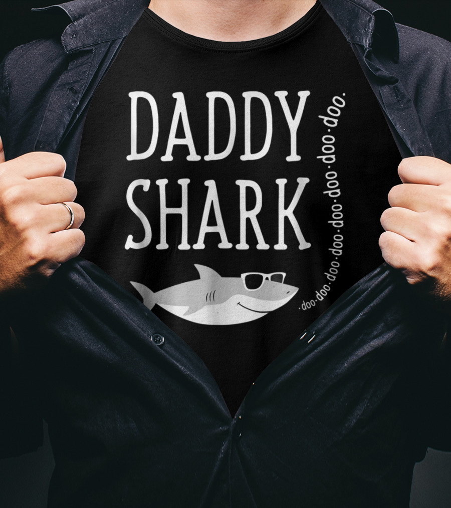 Daddy Shark Doo Doo Sunglasses T-Shirt