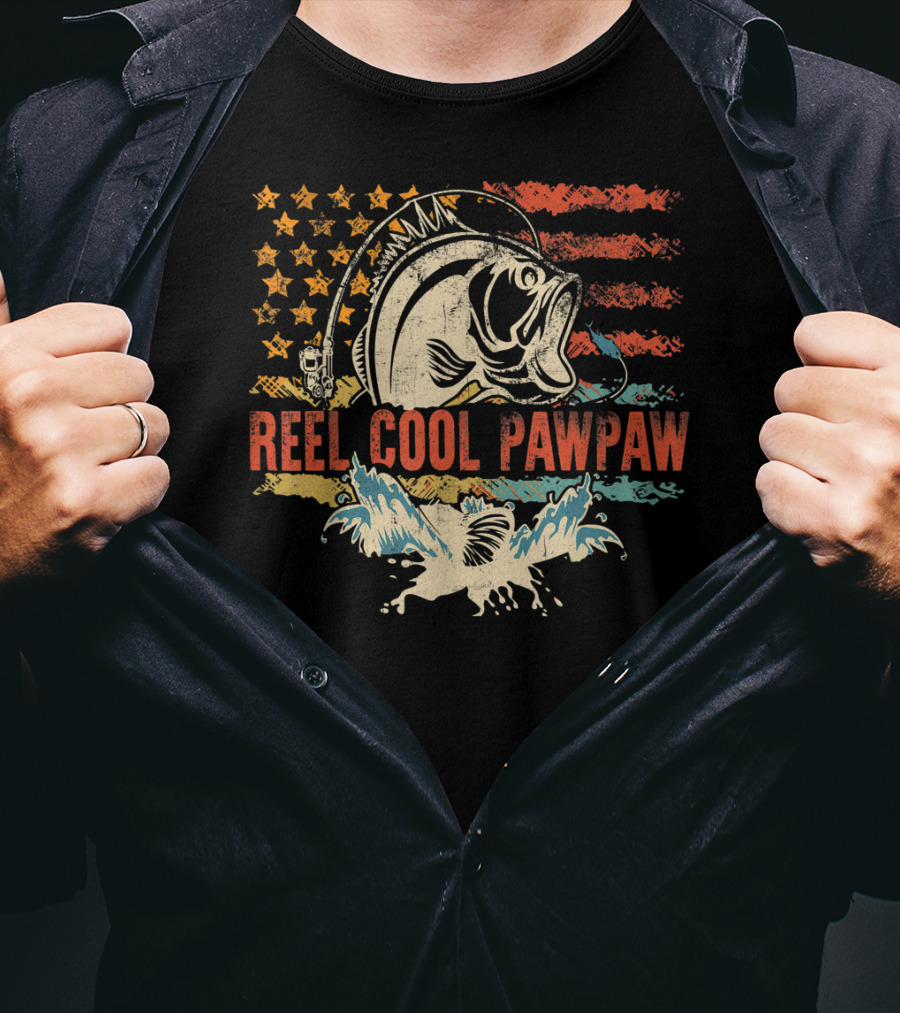 Reel Cool PawPaw Funny Fishing American Flag Bass T-Shirt