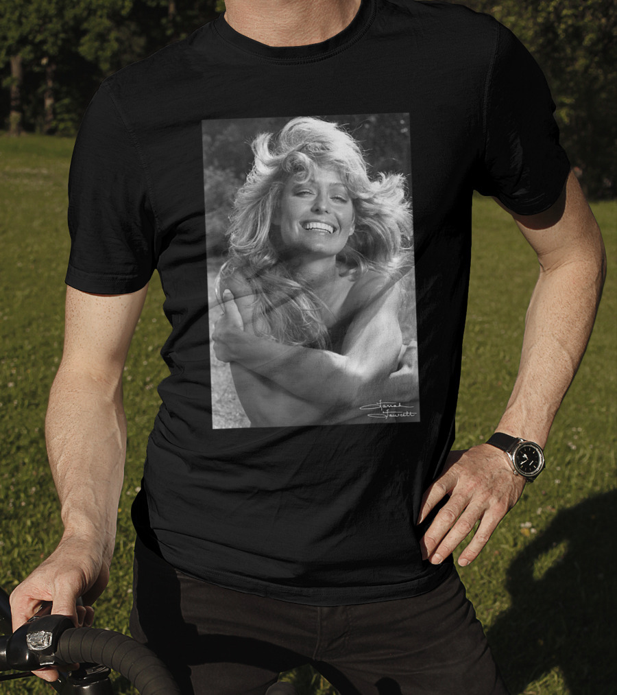 Mens Farrah Fawcett Signature Black And White Close Up T-Shirt
