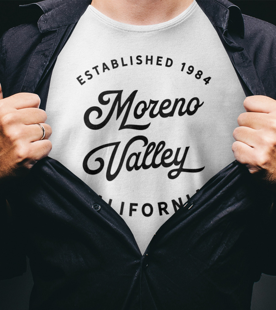 Established 1984 Moreno Valley California Vintage Classic T-Shirt