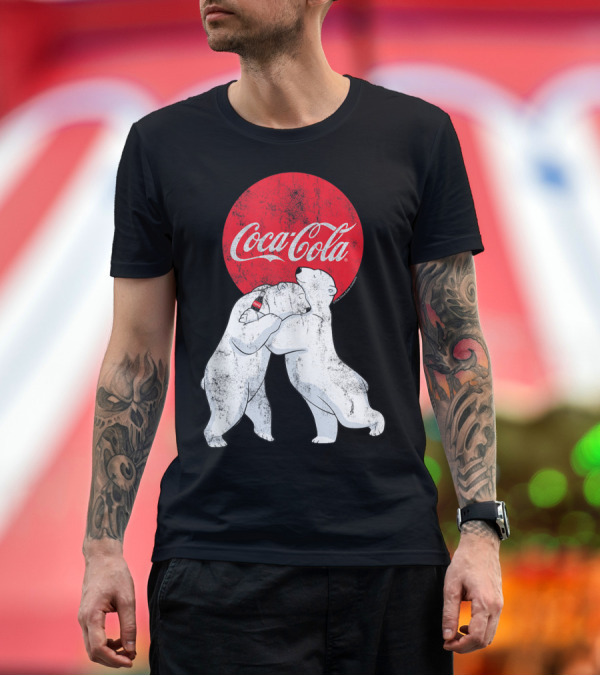 Premium T-Shirt: Coca-Cola Christmas Polar Bears Classic Hugging Logo Vintage 3Z T-Shirt Coca-Cola Christmas Polar Bears Classic Hugging Logo Vintage 3Z T-Shirt