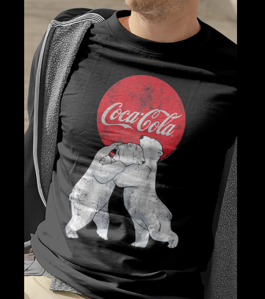Coca-Cola Christmas Polar Bears Hugging With Red Circle Classic BL T-Shirt