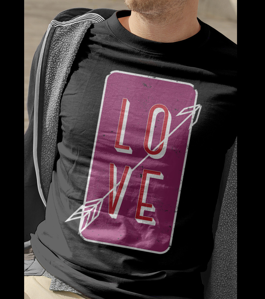 Vintage Arrow Love Classic Romantic Couple T-Shirt
